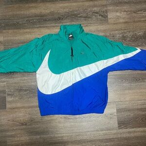 vintage Nike center swoosh windbreaker